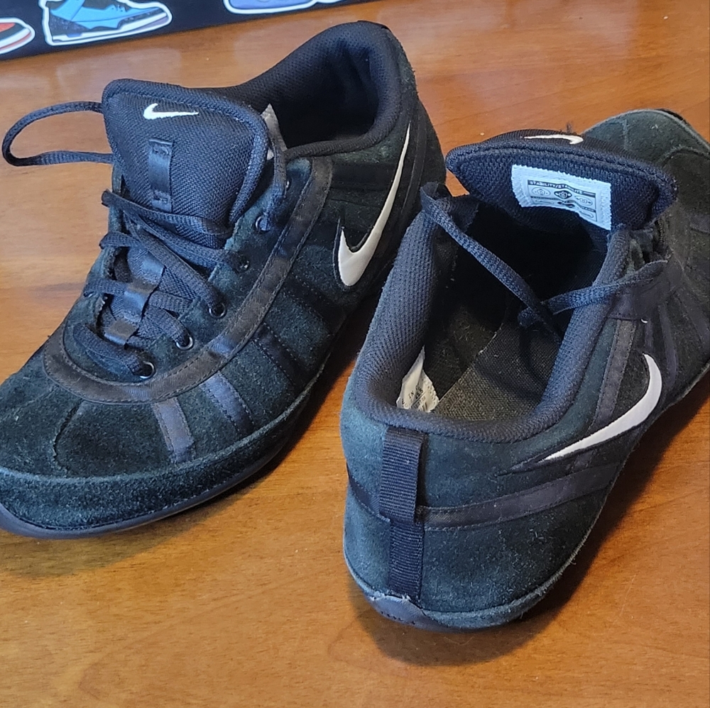 Nike Trainer's women's size 8.5